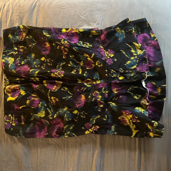 Torrid Vintage Trumpette Skirt in Size 14 - Picture 3 of 3